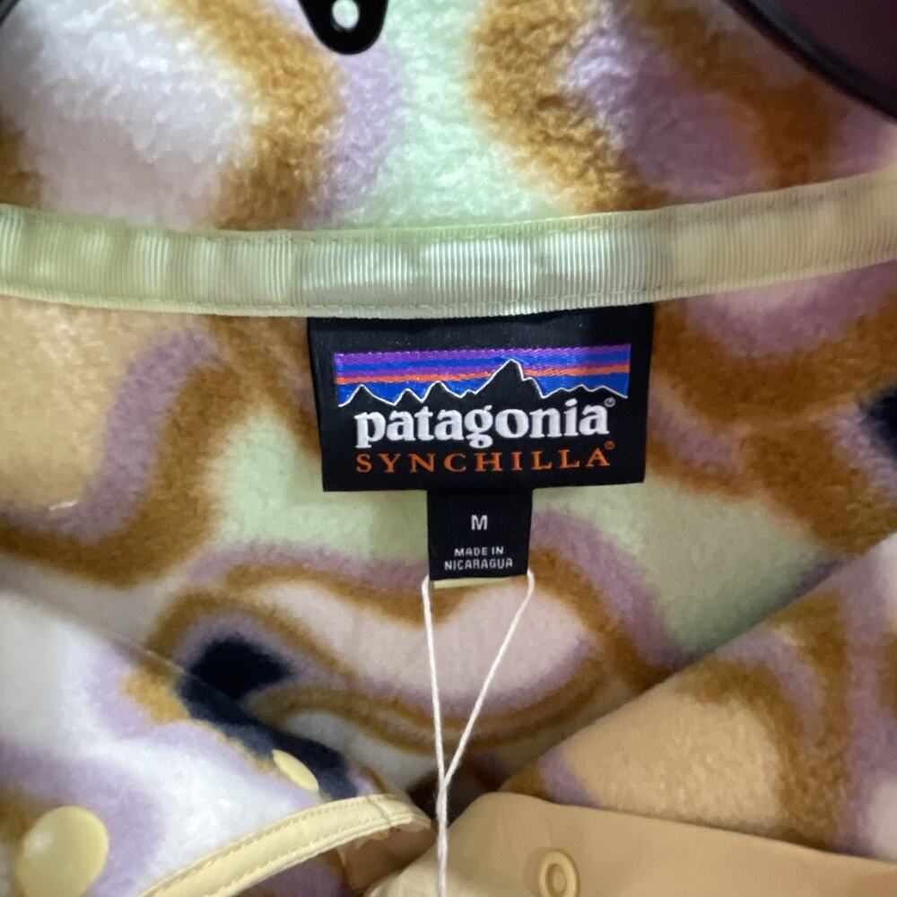 PATAGONIA Women's Medium Synchilla Snap-T Fleece Pullover - Currents Natural - Picture 5 of 7